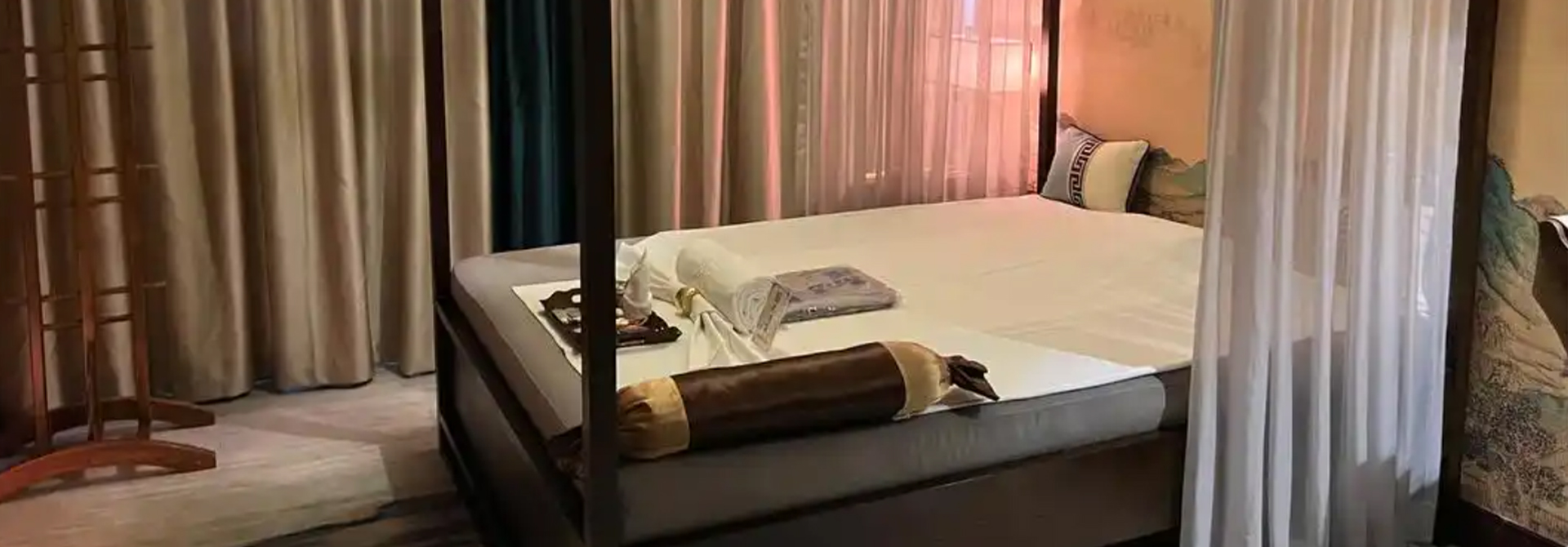 深圳龙华Xinxi养生会馆高端养生馆